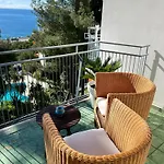 Апартаменты Mamariviera Holidays - Casa Vista Mare Con Piscina Санремо