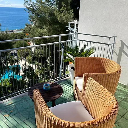 아파트 Mamariviera Holidays - Casa Vista Mare Con Piscina 산레모