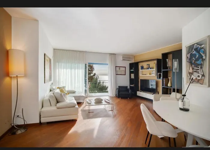 Mamariviera Holidays - Casa Vista Mare Con Piscina Sanremo